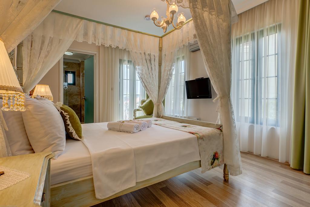 Cunda Esen Hotel Ayvalı Buitenkant foto