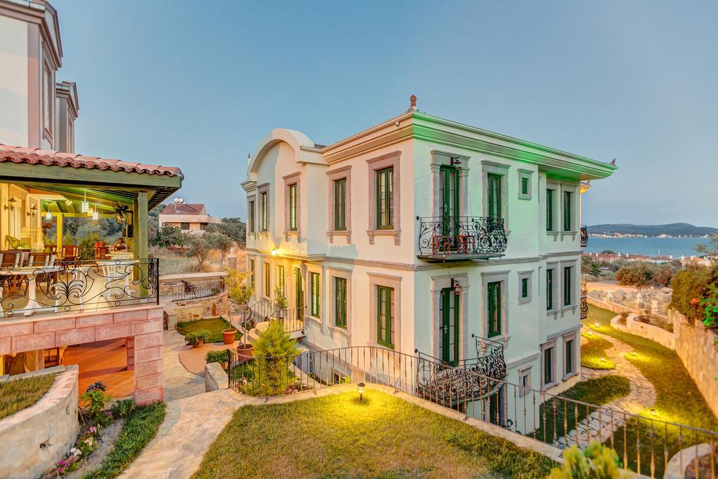 Cunda Esen Hotel Ayvalı Buitenkant foto