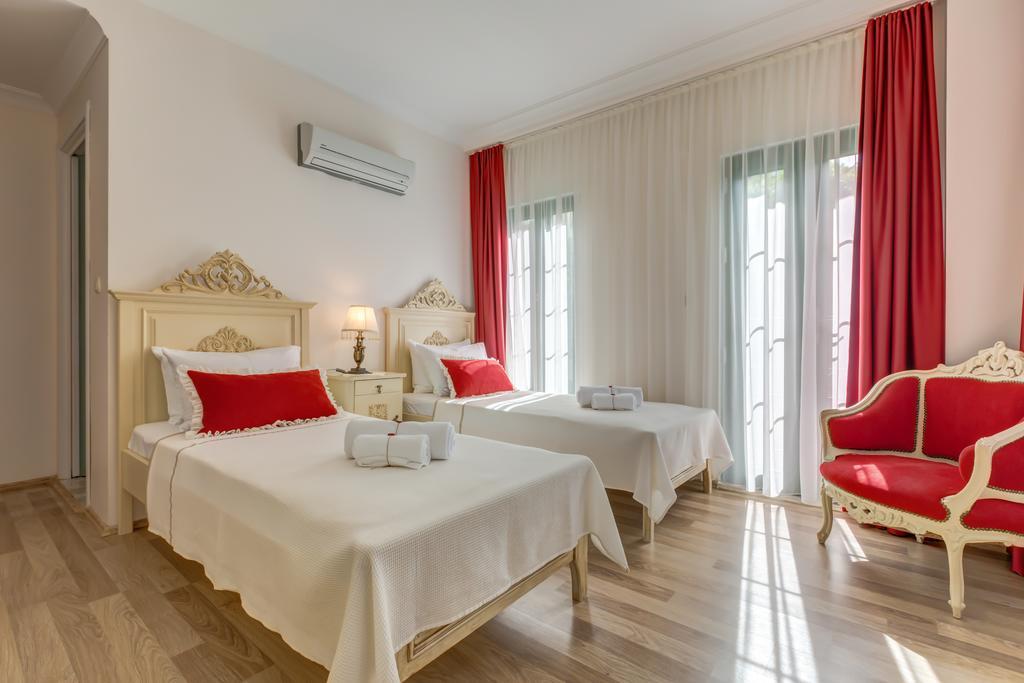 Cunda Esen Hotel Ayvalı Buitenkant foto