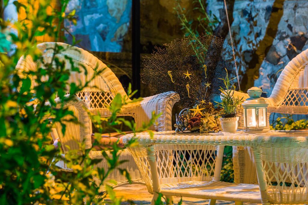 Cunda Esen Hotel Ayvalı Buitenkant foto