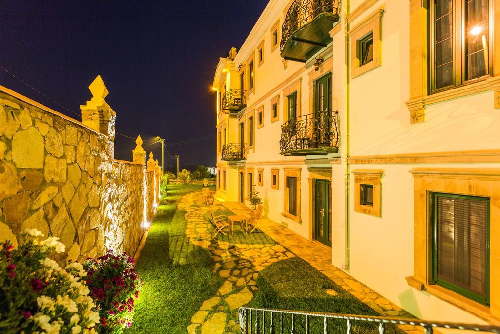 Cunda Esen Hotel Ayvalı Buitenkant foto