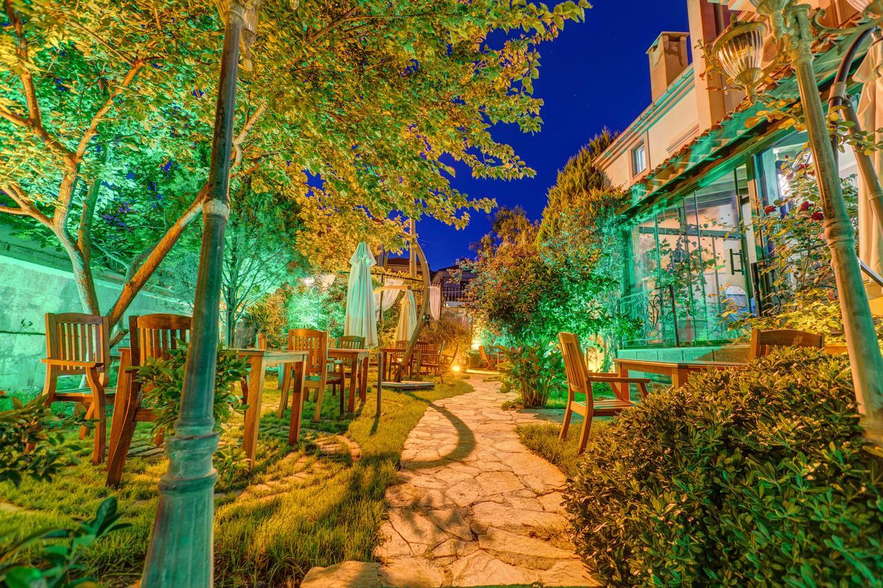 Cunda Esen Hotel Ayvalı Buitenkant foto