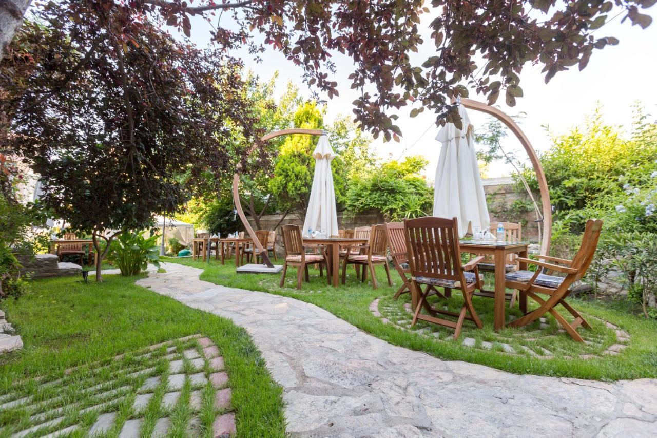 Cunda Esen Hotel Ayvalı Buitenkant foto